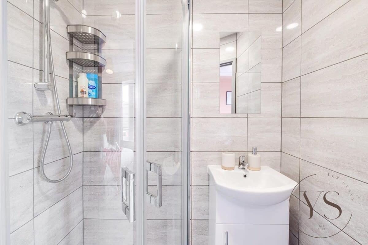 Apartment Sienna Longton 1d - Wi-fi, Alton Towers, Netflix Stoke-on-Trent